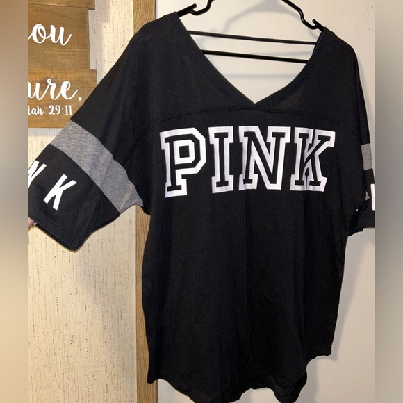 PINK Victoria's Secret Tops - PINK tee